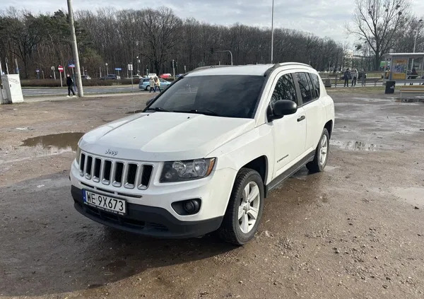 samochody osobowe Jeep Compass cena 34900 przebieg: 150000, rok produkcji 2015 z Warszawa